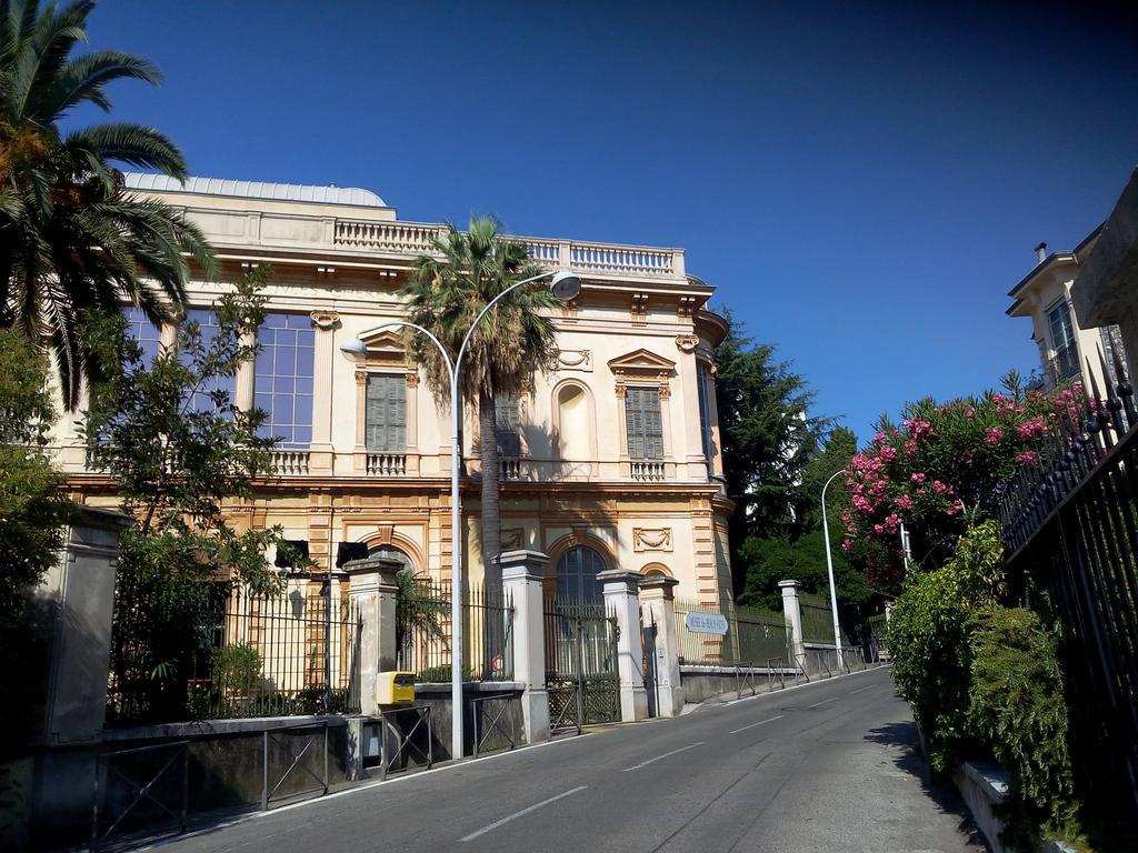 Du Chateau Nizza